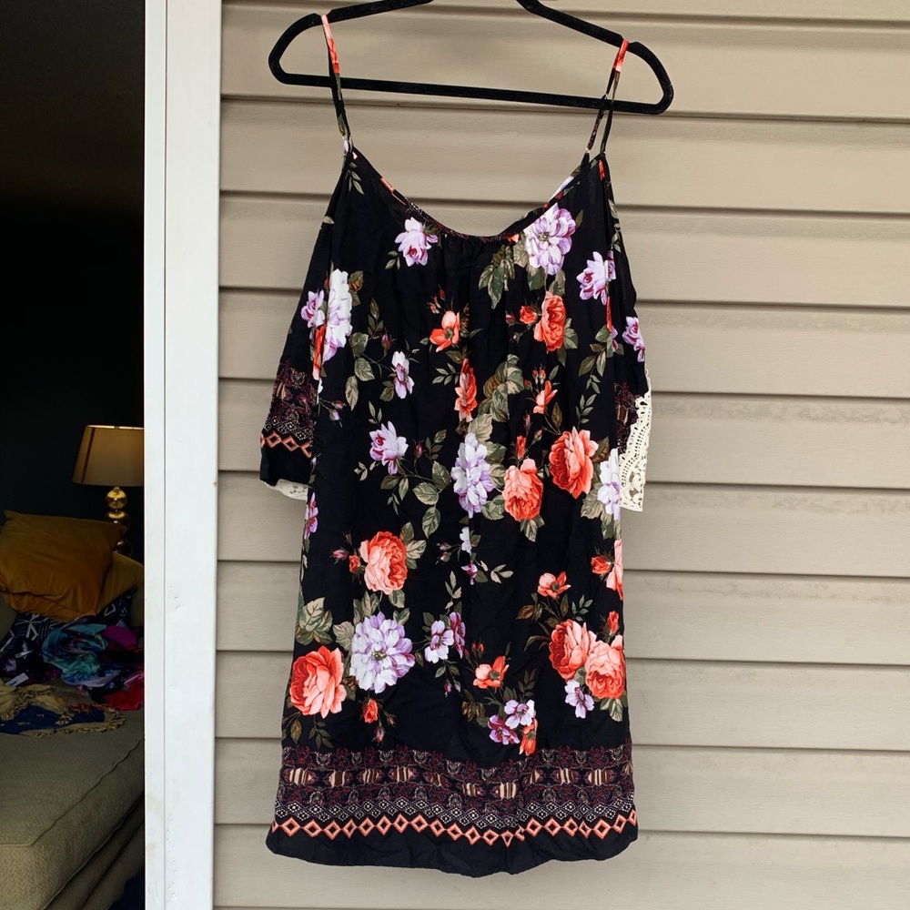 NWT Forever 21 Plus Size Floral Dress
